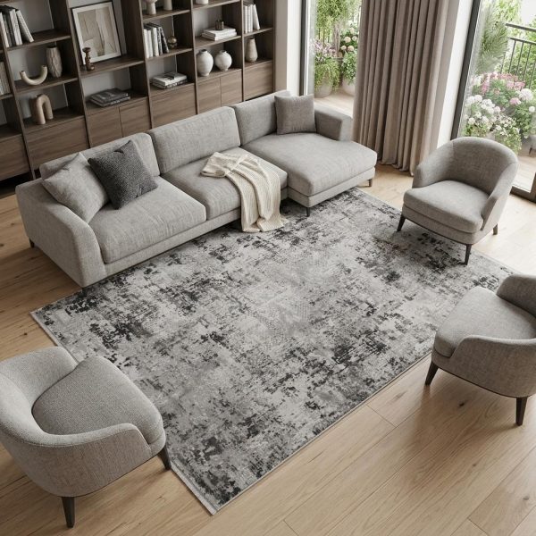 7' X 10' Gray And White Abstract Distressed Area Rug With Fringe